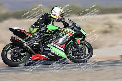 media/Dec-04-2025-Racers Edge (Thu) [[5ebc9f124d]]/3-B Group/2-Session 1 (Turn 4 Entry)/